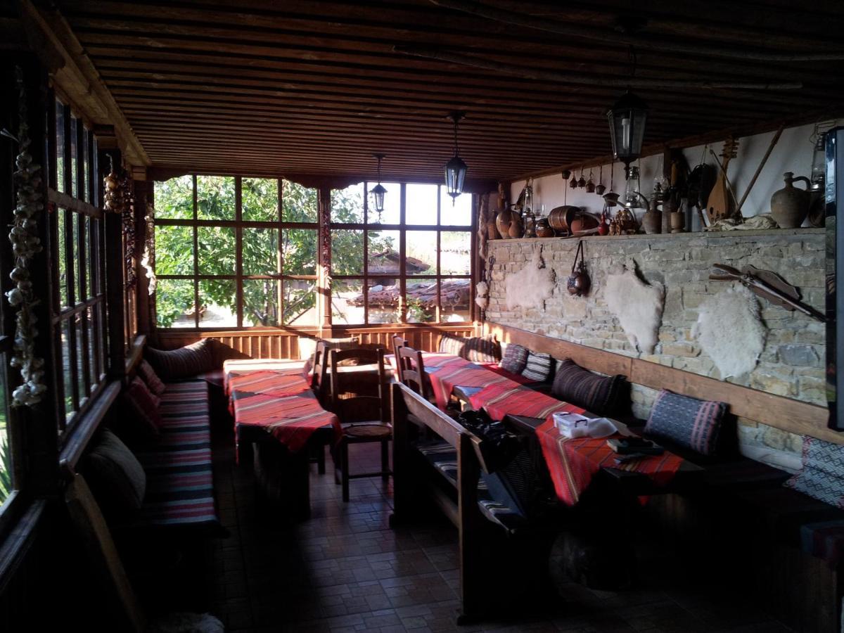 Hotel Кьща За Гости Свети Никола Zheravna Esterno foto